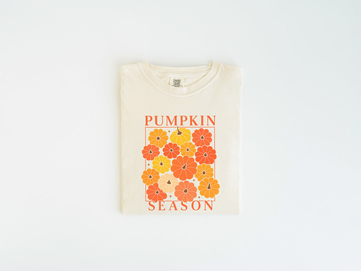 Pumpkin Season Shirt – Retro Fall Floral Tee for Autumn Lovers