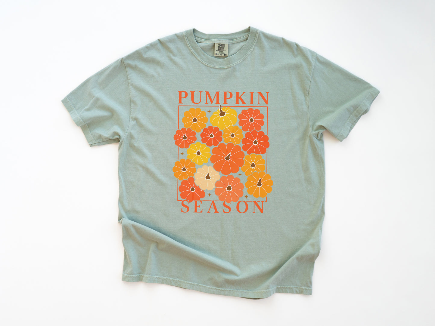 Pumpkin Season Shirt – Retro Fall Floral Tee for Autumn Lovers