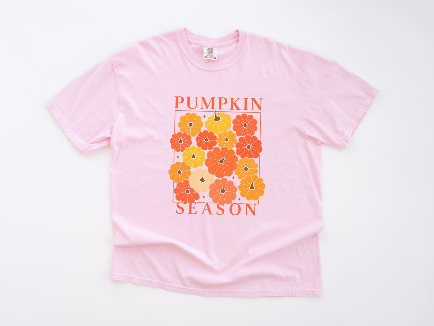 Pumpkin Season Shirt – Retro Fall Floral Tee for Autumn Lovers