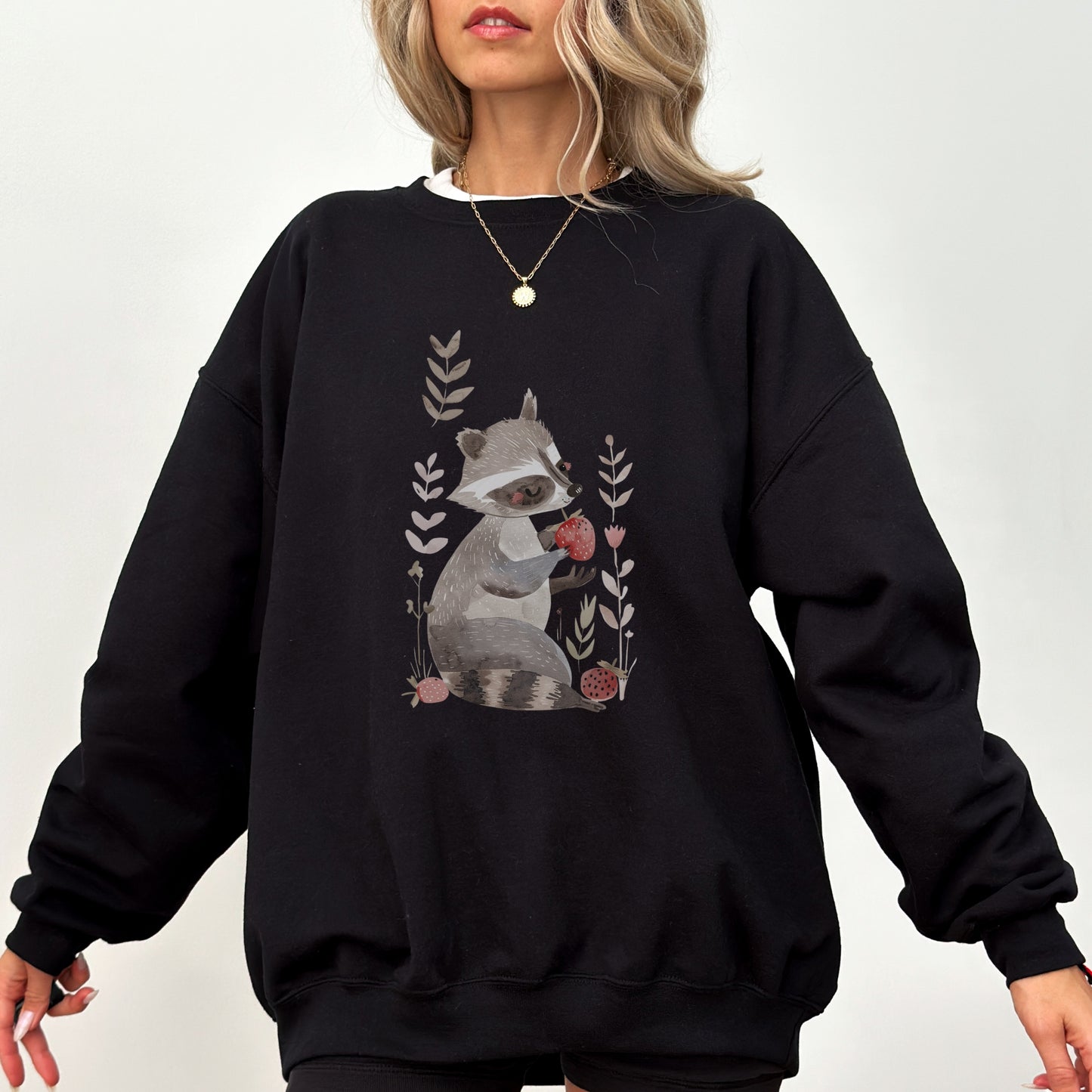 Raccoon Eating Strawberry Unisex Sweatshirt – Fun & Cozy Design